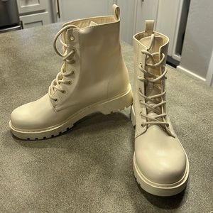 Cream H&M Divided High Top Boots